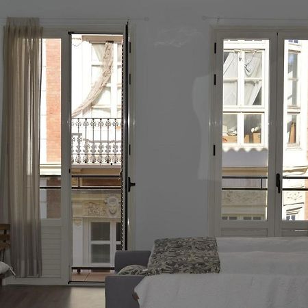 Modern Studio Flat Close To Plaza Merced Málaga Eksteriør bilde
