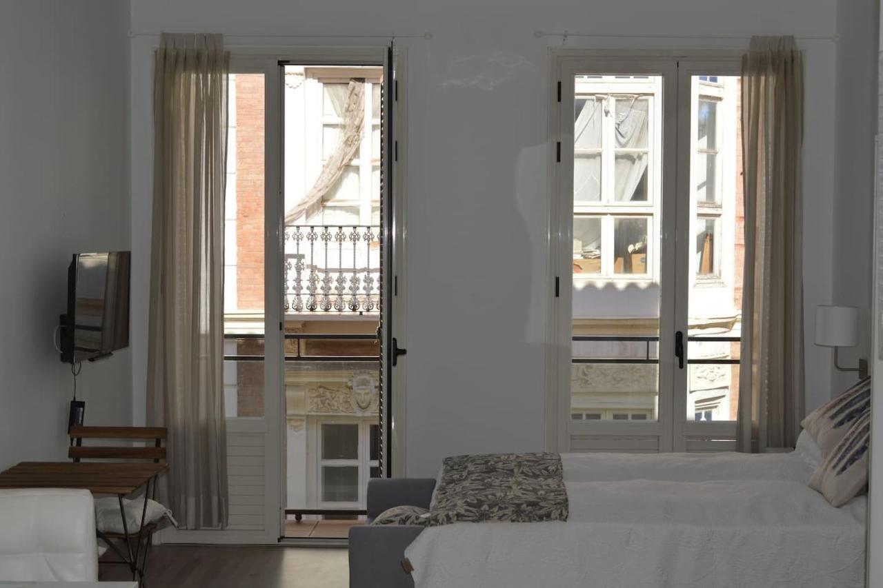 Modern Studio Flat Close To Plaza Merced Málaga Eksteriør bilde