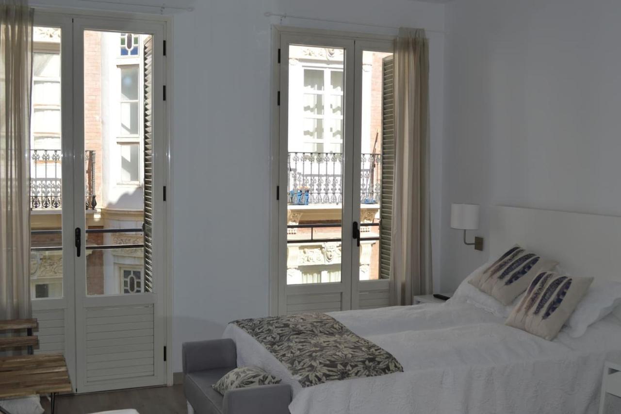Modern Studio Flat Close To Plaza Merced Málaga Eksteriør bilde